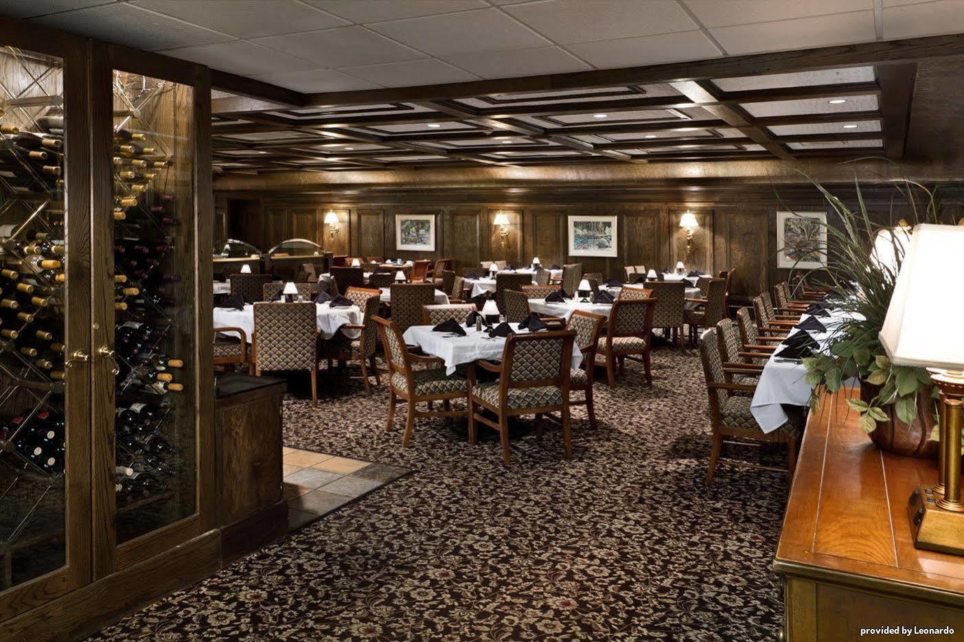 Bismarck Hotel And Conference Center ร้านอาหาร รูปภาพ