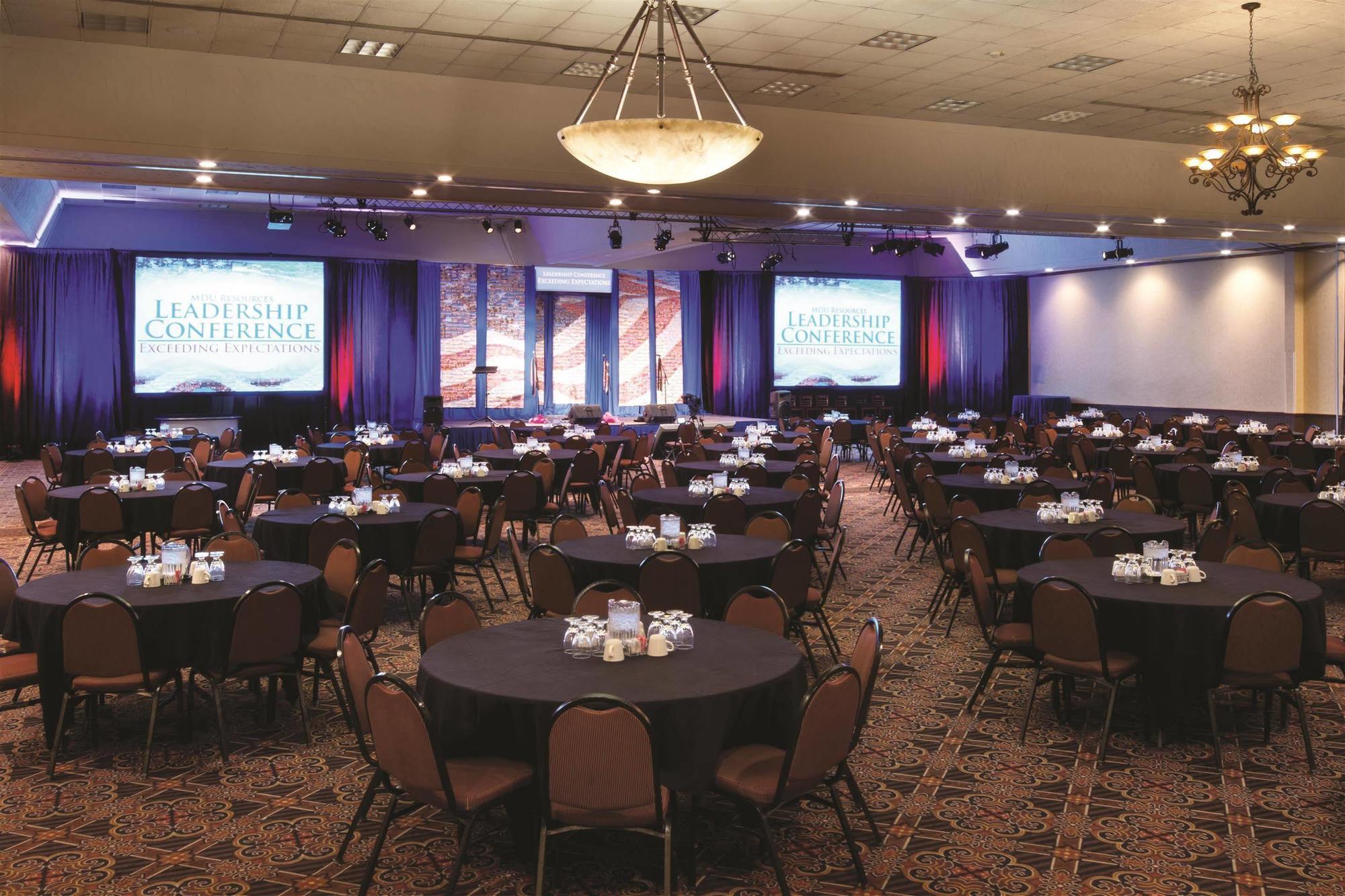 Bismarck Hotel And Conference Center ธุรกิจ รูปภาพ